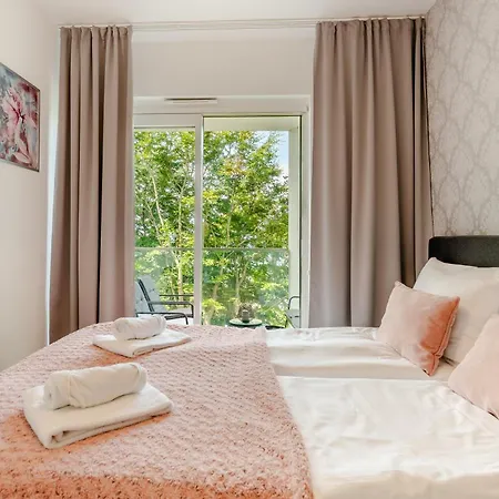 Carpe Diem Z Widokiem Na Morze By Perlowa Przystan Rent Daire Sianozety